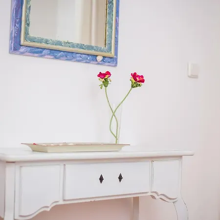 Thalia'S Apartment דירה