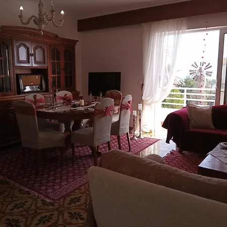 דירה Thalia'S Apartment *